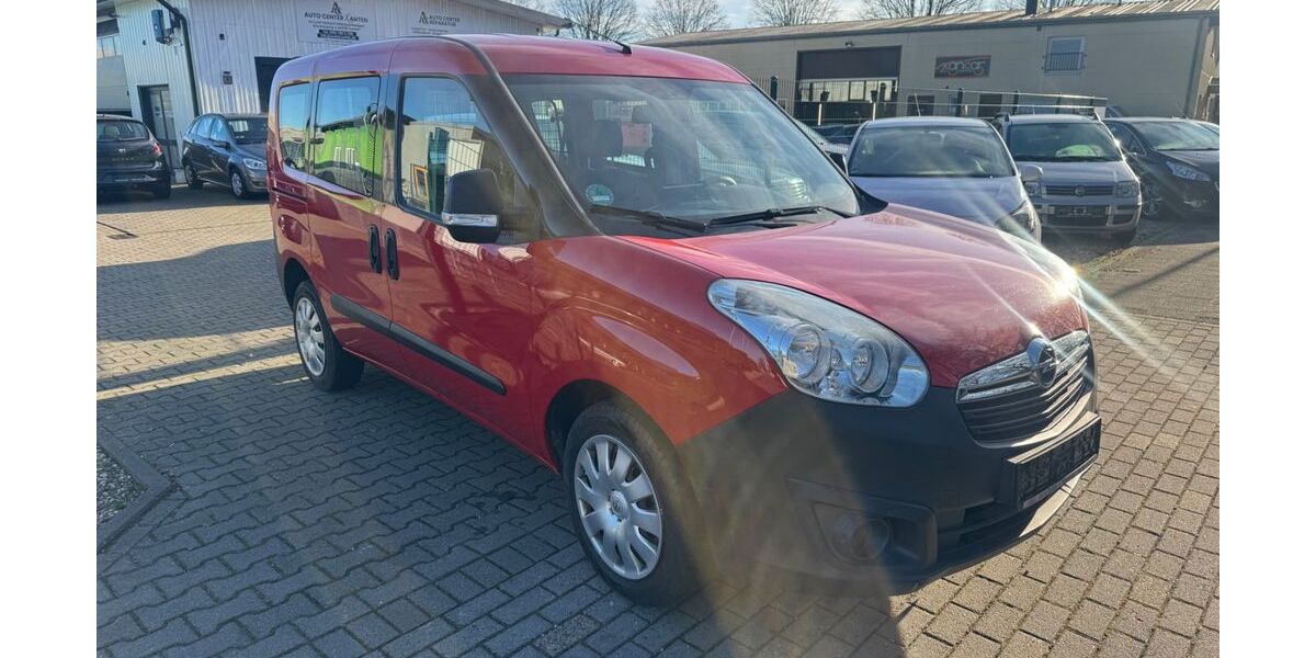 Opel Combo 95.000 km 5.980 &euro; XANTEN 46509