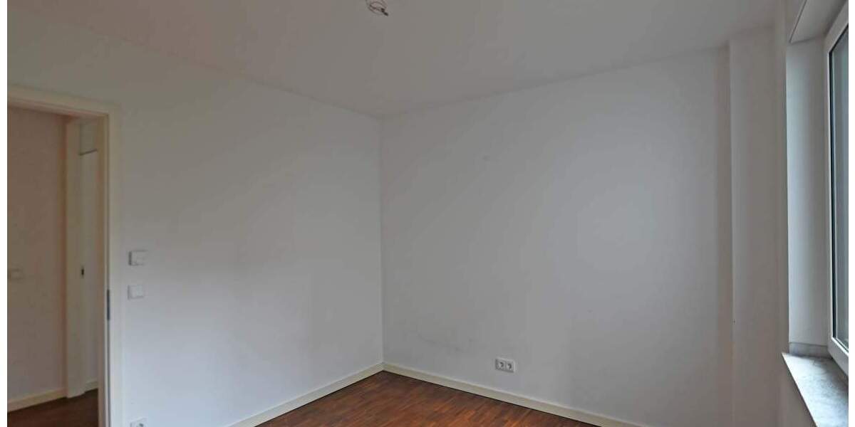 Etagenwohnung Mülheim Menden/Ickten - 4 Zimmer, 134 m&sup2;, 2.100&euro; | Angebot:25834606