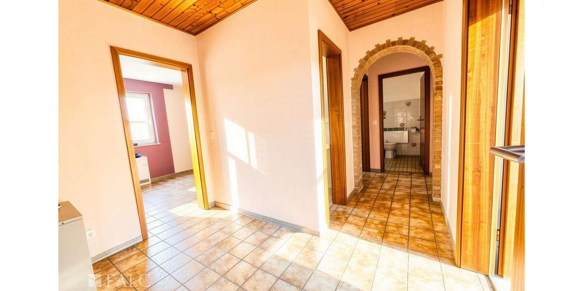 Etagenwohnung Essen Stadtbezirk V - 3 Zimmer, 77 m&sup2;, 465&euro; | Angebot:25978180