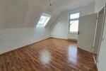 Dachgeschoßwohnung Duisburg Mittelmeiderich - 3 Zimmer, 95 m&sup2;, 700&euro; | Angebot:26699614