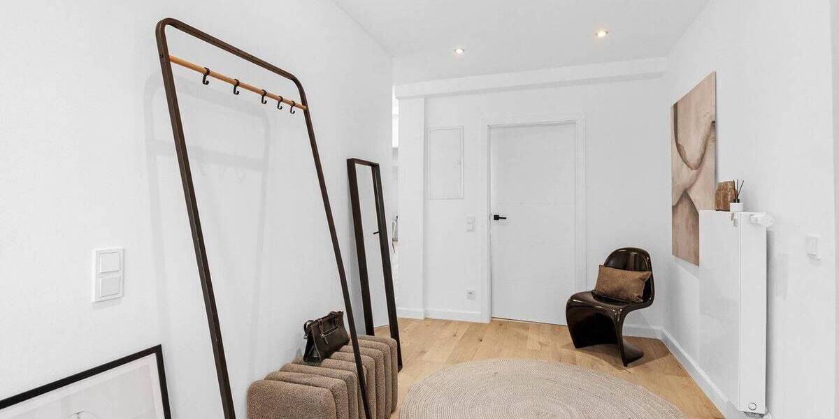 Etagenwohnung Neuss Weissenberg - 2 Zimmer, 103 m&sup2;, 349.000&euro; | Angebot:26737054
