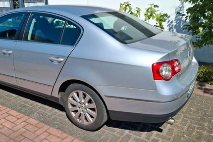 VW Passat 214.500 km 1.250 &euro; Duisburg 47249