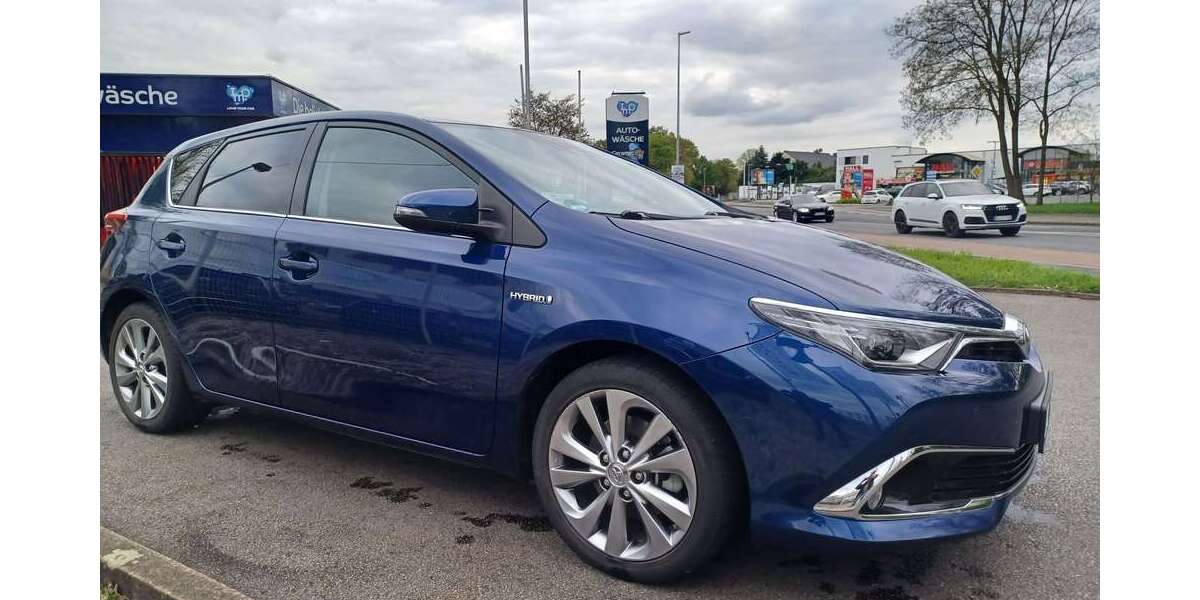 Toyota Auris 97.000 km 13.900 &euro; Moers, Stadt 47445
