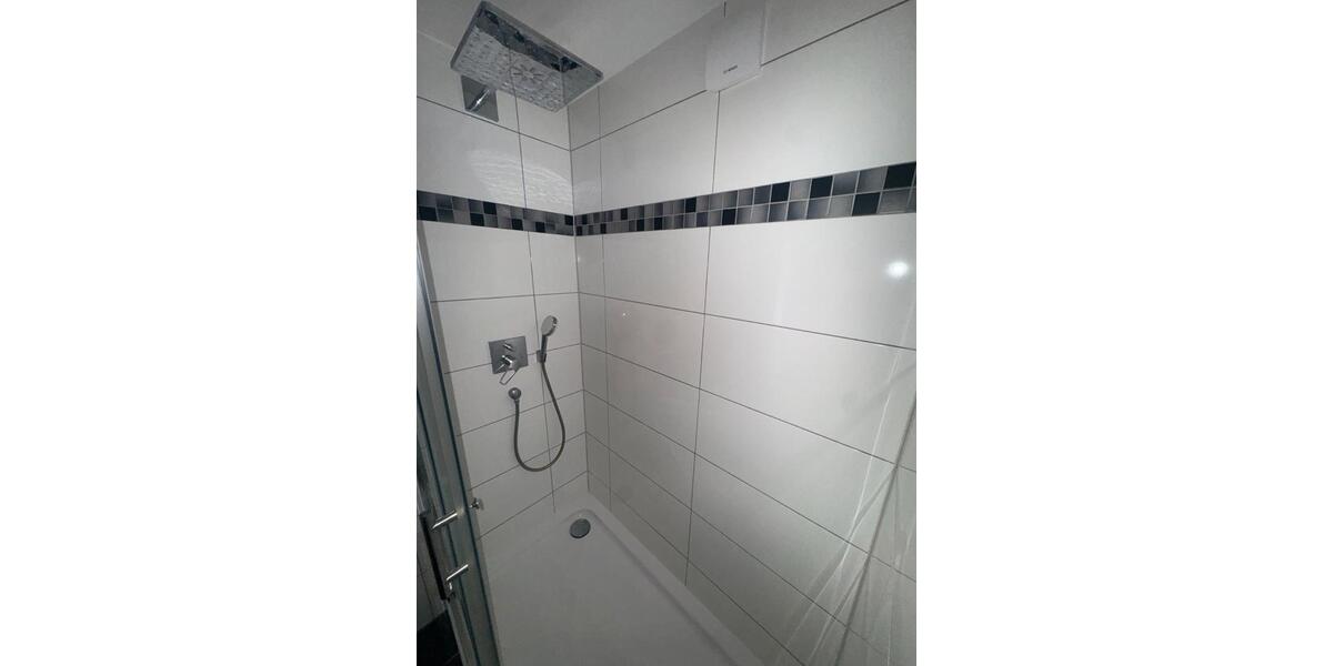 Dachgeschoßwohnung Krefeld Benrad - 2 Zimmer, 60 m&sup2;, 750&euro; | Angebot:26623850