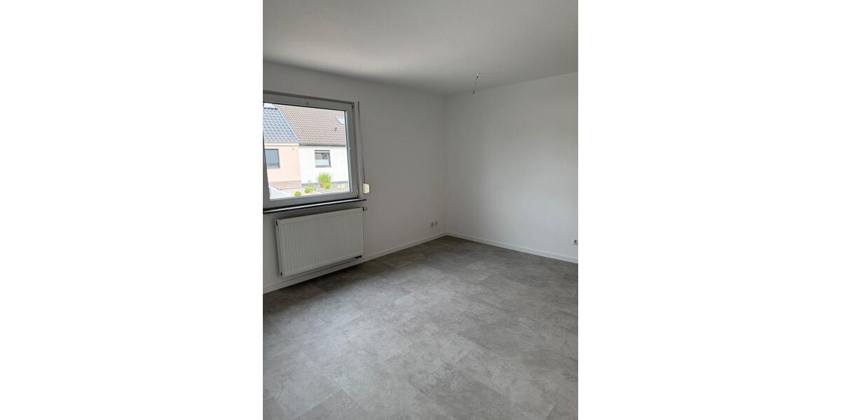 Einfamilienhaus Essen Stadtbezirk VI - 3 Zimmer, 84 m&sup2;, 1.280&euro; | Angebot:26568104