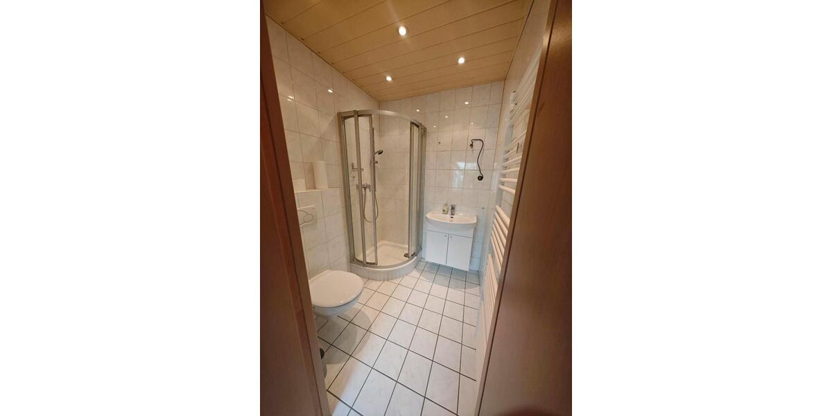 Erdgeschoßwohnung Duisburg Hochheide - 2 Zimmer, 77 m&sup2;, 240.000&euro; | Angebot:26721509