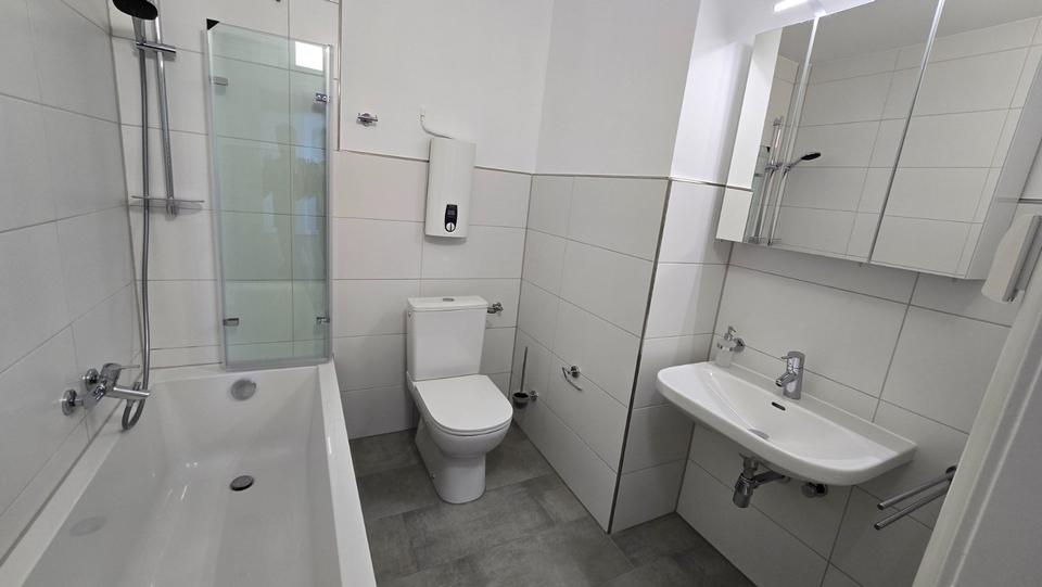 Etagenwohnung Essen Huttrop - 2.5 Zimmer, 67 m&sup2;, 680&euro; | Angebot:25945489