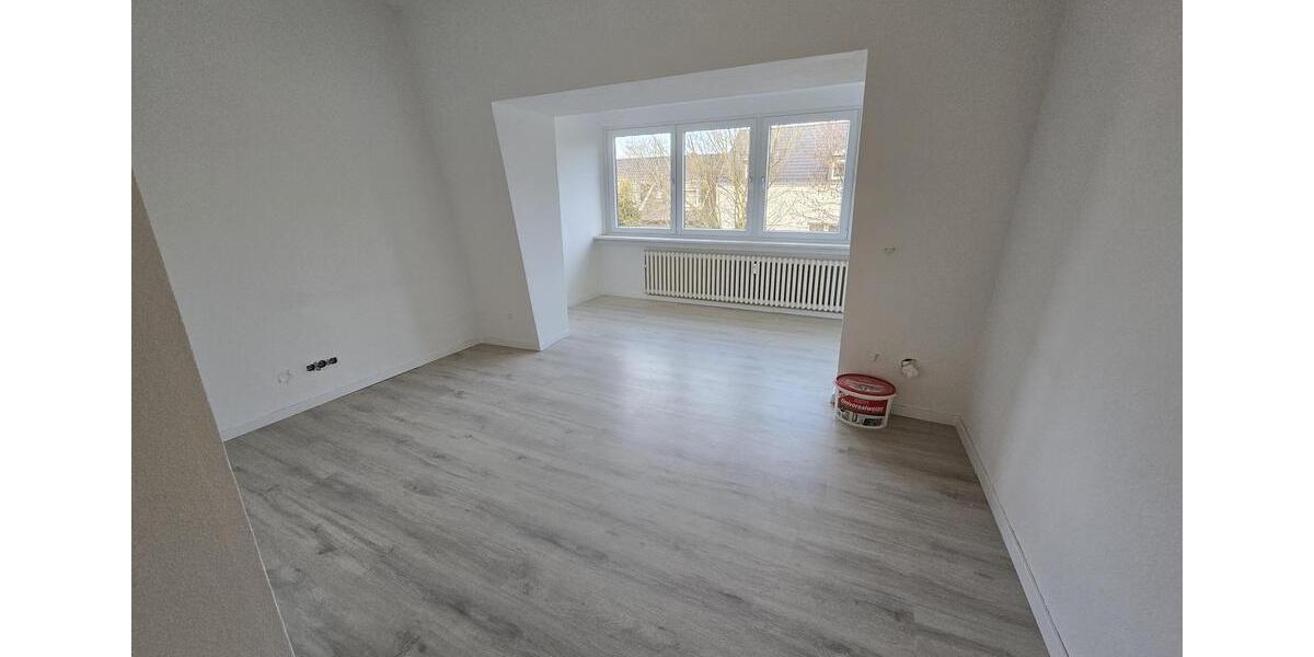 Etagenwohnung Duisburg Mittelmeiderich - 3 Zimmer, 69 m&sup2;, 450&euro; | Angebot:25311445