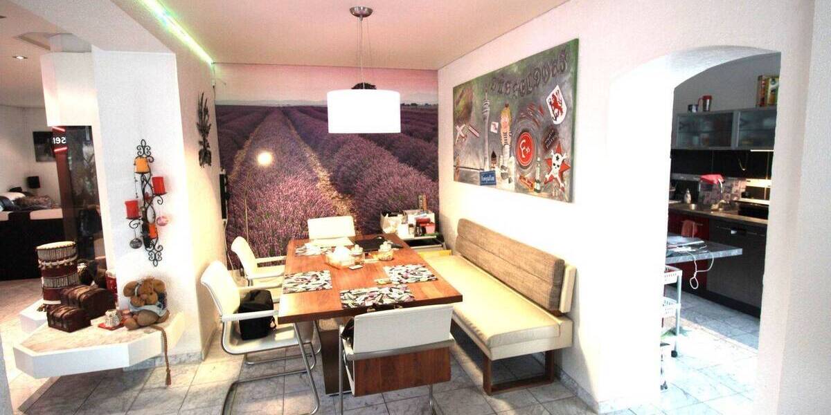 Mehrfamilienhaus, Wohnhaus Düsseldorf Hubbelrath - 7 Zimmer, 237 m&sup2;, 870.000&euro; | Angebot:25727994