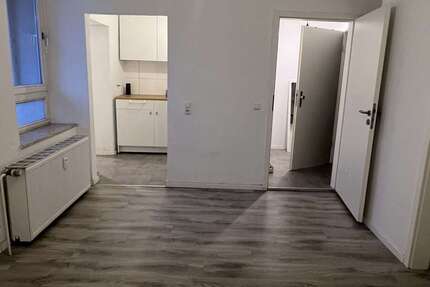 Wohnung Duisburg Duisburg-Mitte - 2 Zimmer, 43 m&sup2;, 400&euro; | Angebot:24634023