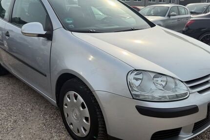VW Golf 185.000 km 1.999 &euro; Essen 45355