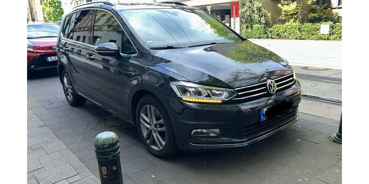 VW Touran 155.000 km 17.100 &euro; Neuss 41462