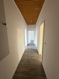 Etagenwohnung Duisburg Duisburg-Mitte - 3 Zimmer, 83 m&sup2;, 600&euro; | Angebot:24687928