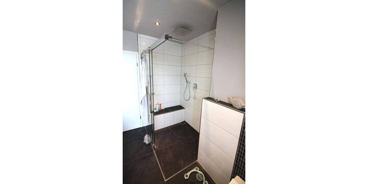 Mehrfamilienhaus, Wohnhaus Rheinberg Ossenberg - 7 Zimmer, 257 m&sup2;, 550.000&euro; | Angebot:25670152