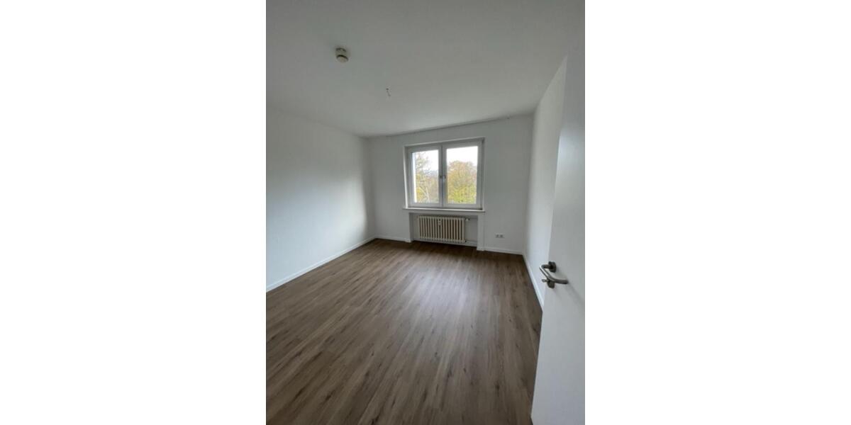 Etagenwohnung Duisburg Hamborn - 3 Zimmer, 70 m&sup2;, 580&euro; | Angebot:24870048