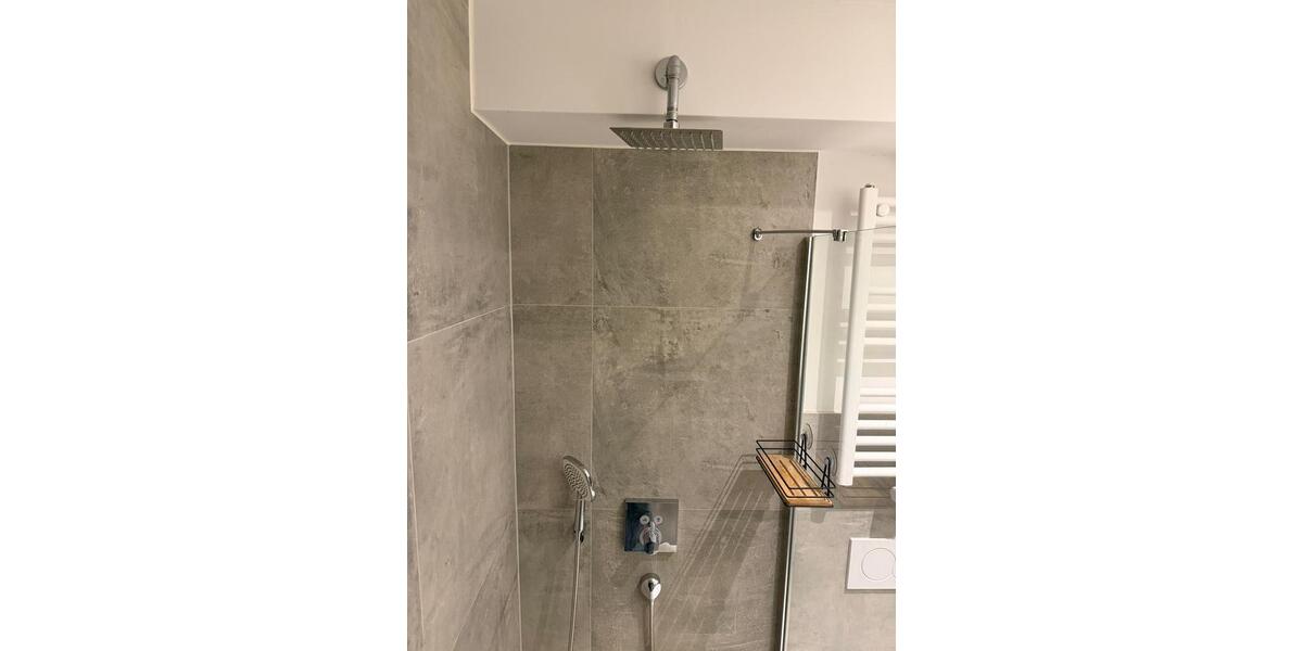 Etagenwohnung Düsseldorf Oberbilk - 2 Zimmer, 45 m&sup2;, 875&euro; | Angebot:24842486