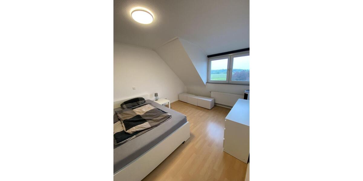 Dachgeschoßwohnung Rheurdt - 3 Zimmer, 81 m&sup2;, 680&euro; | Angebot:26480761