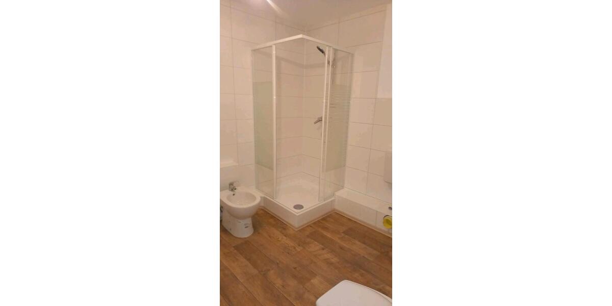Etagenwohnung Kamp-Lintfort Lintfort - 2.5 Zimmer, 91 m&sup2;, 1.000&euro; | Angebot:26494627