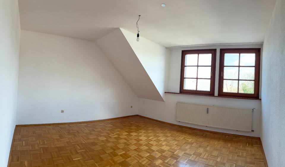 Etagenwohnung Essen Stadtbezirk III - 3.5 Zimmer, 88 m&sup2;, 879&euro; | Angebot:25947695