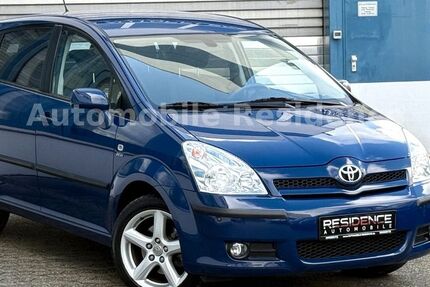 Toyota Corolla Verso 60.000 km 7.498 &euro; Ratingen 40880