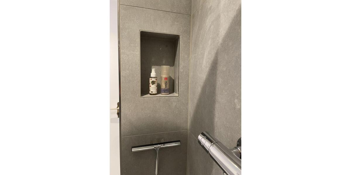 Etagenwohnung Essen Huttrop - 4 Zimmer, 81 m&sup2;, 1.140&euro; | Angebot:25430682