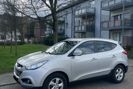 Hyundai ix35 151.300 km 6.900 &euro; Oberhausen 46149