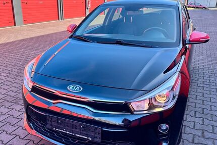 Kia Rio 80.339 km 8.599 &euro; Oberhausen 46145