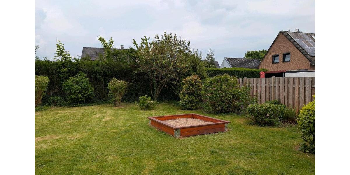 Einfamilienhaus Voerde (Niederrhein) - 7 Zimmer, 160 m&sup2;, 380.000&euro; | Angebot:26462355