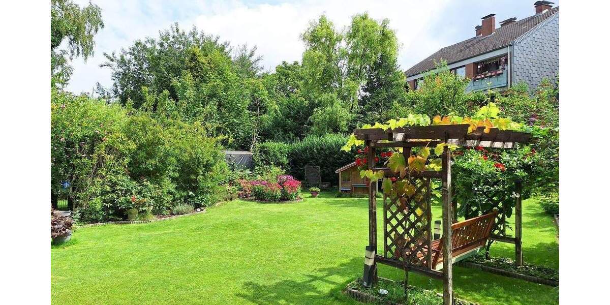 Einfamilienhaus Krefeld Linn - 8 Zimmer, 204 m&sup2;, 625.000&euro; | Angebot:25755263