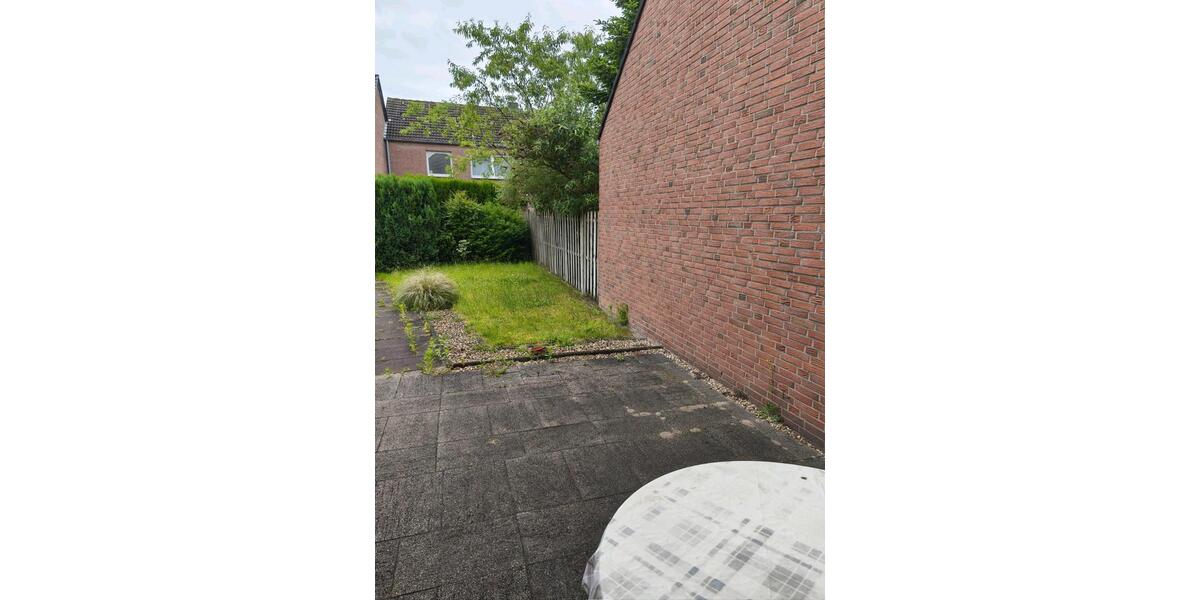 Reihenhaus Voerde (Niederrhein) - 5 Zimmer, 111 m&sup2;, 330.000&euro; | Angebot:25941957