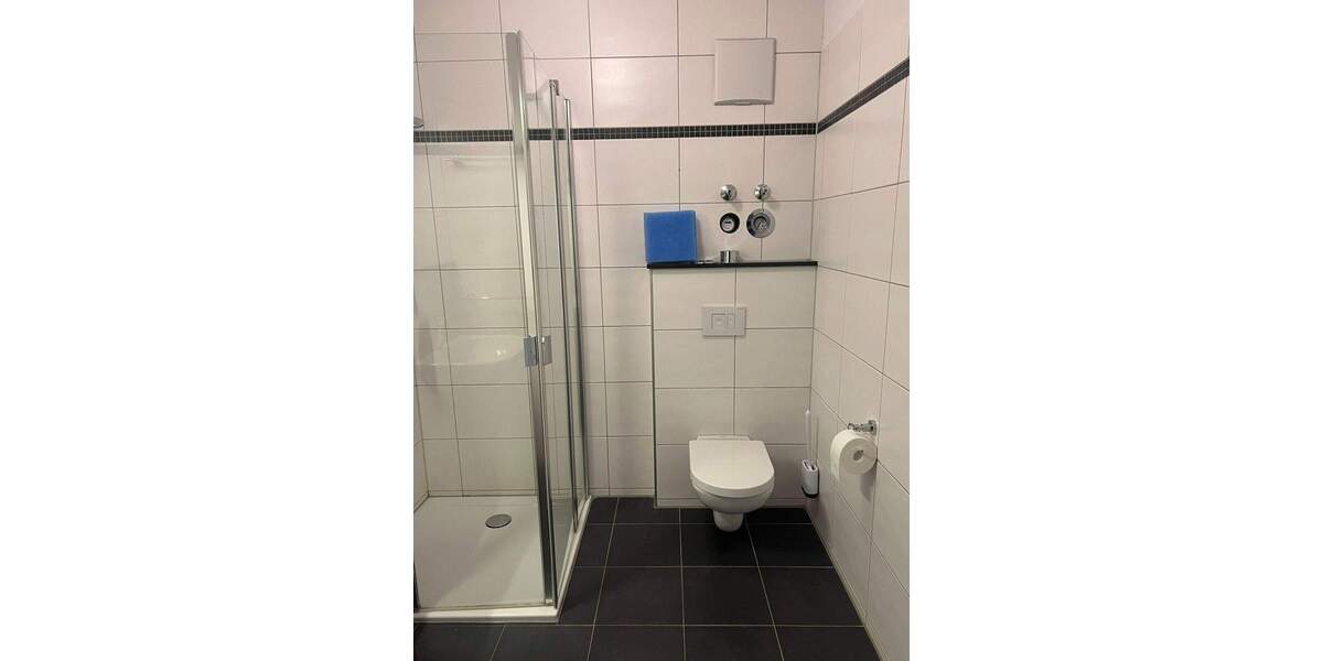 Etagenwohnung Düsseldorf Flingern Süd - 4 Zimmer, 100 m&sup2;, 1.500&euro; | Angebot:25740531