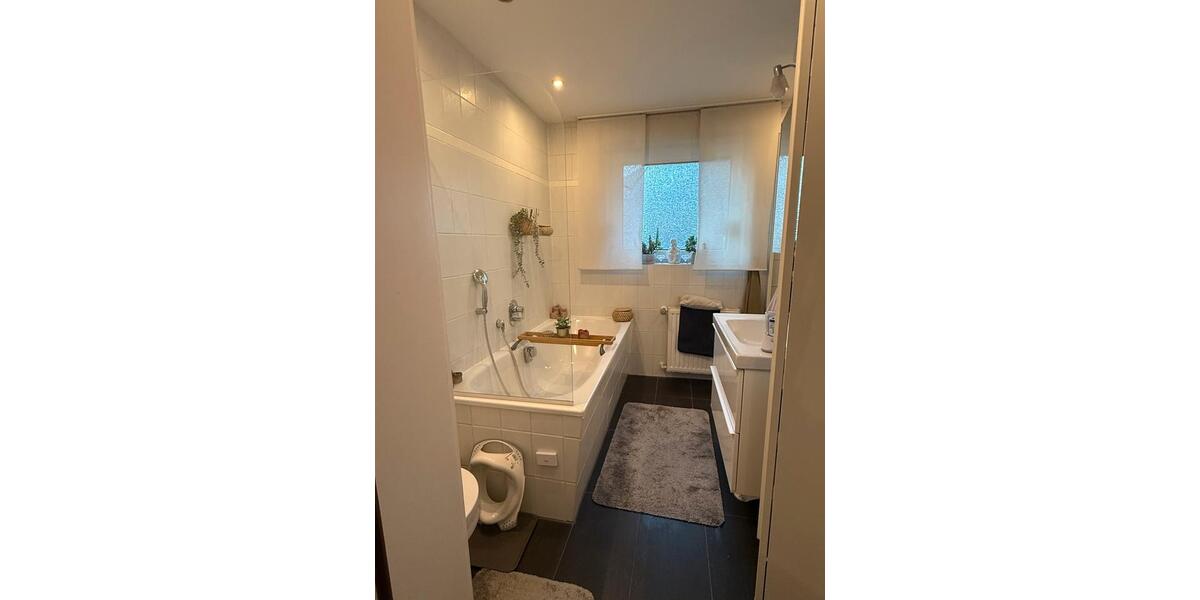 Etagenwohnung Dinslaken Hiesfeld - 3 Zimmer, 81 m&sup2;, 219.000&euro; | Angebot:26023908