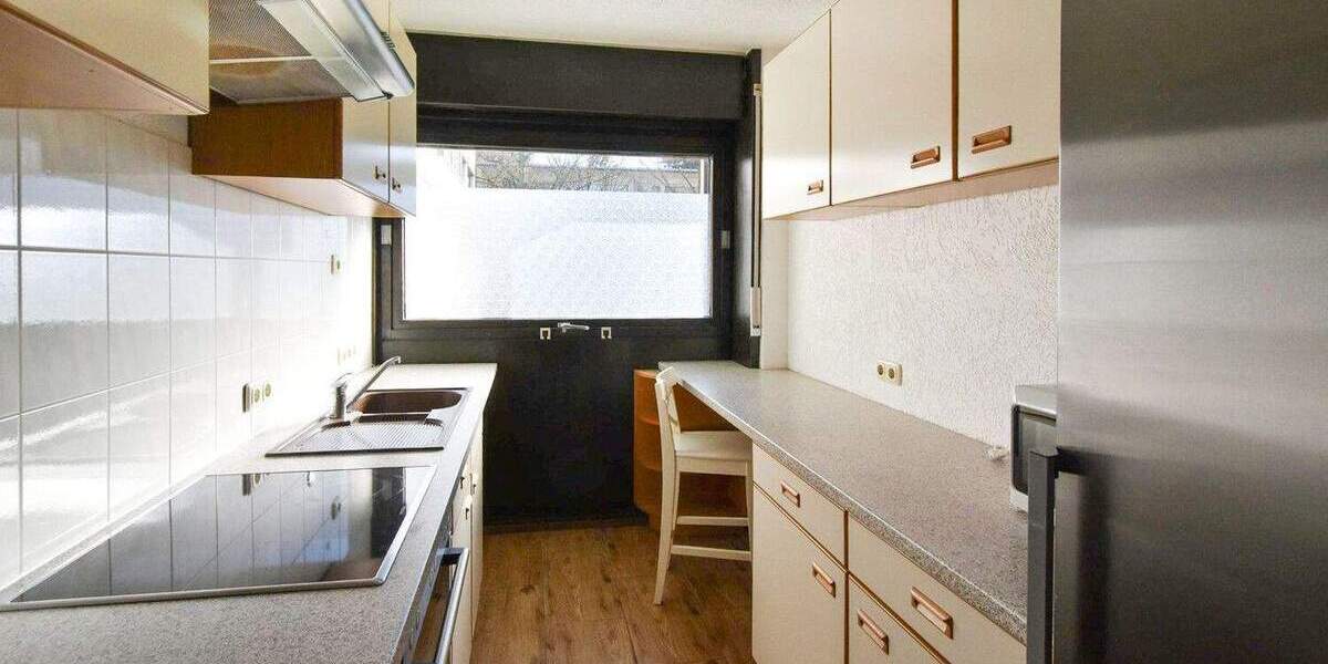 Etagenwohnung Duisburg / Duissern Duissern - 3 Zimmer, 104 m&sup2;, 299.000&euro; | Angebot:25695782