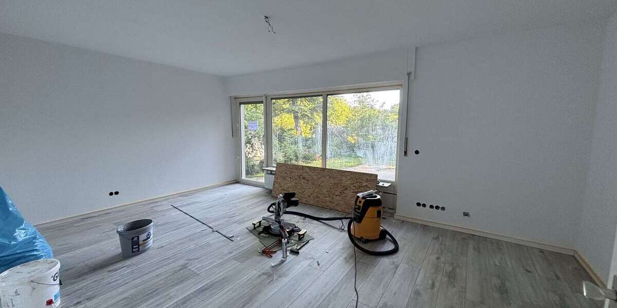 Etagenwohnung Krefeld Benrad - 4 Zimmer, 87 m&sup2;, 900&euro; | Angebot:26749211