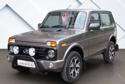 Lada Niva 73.874 km 12.490 &euro; Düsseldorf 40231