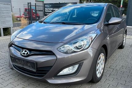 Hyundai i30 206.000 km 4.300 &euro; Moers 47443