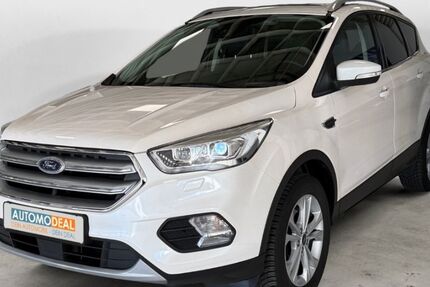 Ford Kuga 61.394 km 17.489 &euro; Duisburg 47138
