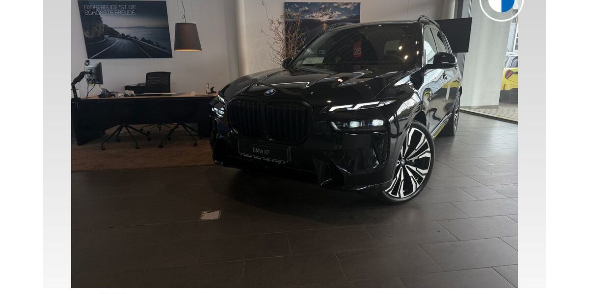 BMW X7 7.849 km 115.900 &euro; Duisburg 47119