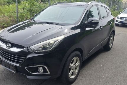Hyundai ix35 157.000 km 5.699 &euro; Oberhausen 46047