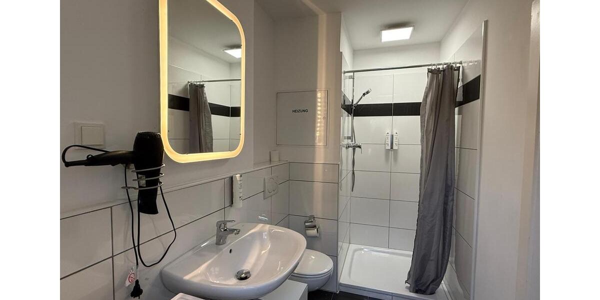 Etagenwohnung Krefeld - 1 Zimmer, 29 m&sup2;, 690&euro; | Angebot:25956663