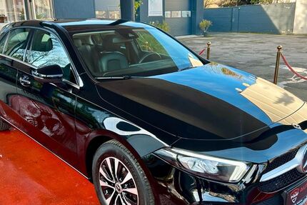 Mercedes-Benz A 200 82.595 km 23.490 &euro; Düsseldorf 40589