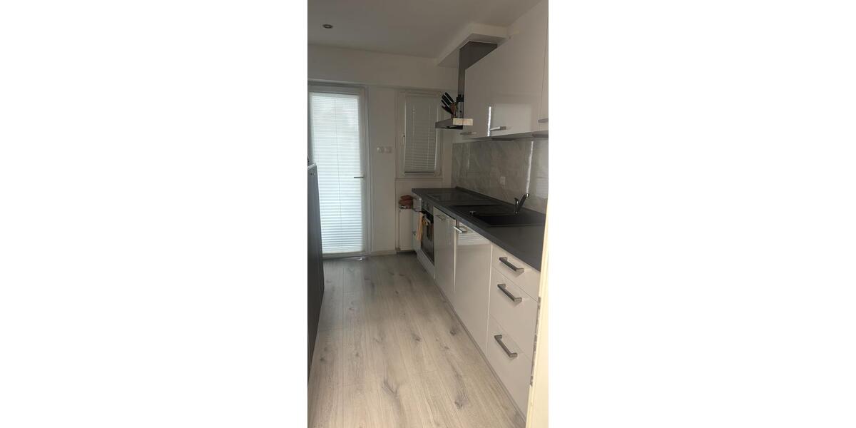 Terrassenwohnung Meerbusch Necklenbroich - 3 Zimmer, 78 m&sup2;, 1.700&euro; | Angebot:26704968