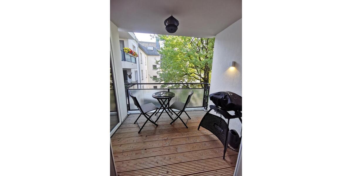 Etagenwohnung Düsseldorf - 2 Zimmer, 75 m&sup2;, 1.600&euro; | Angebot:23501219