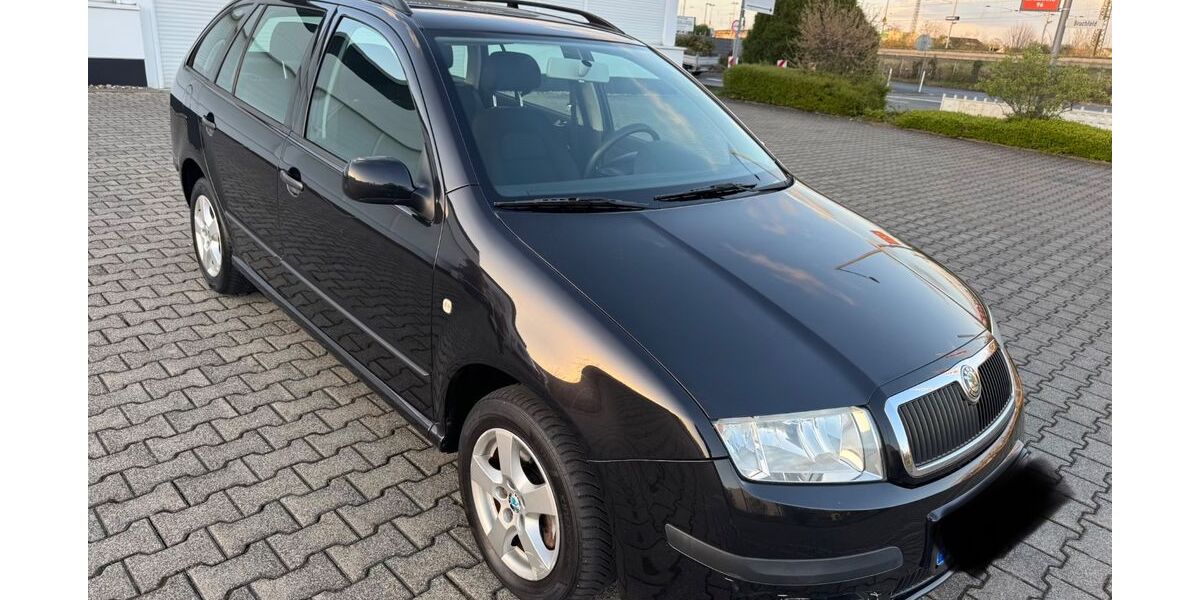 Skoda Fabia 149.856 km 2.499 &euro; Krefeld 47809