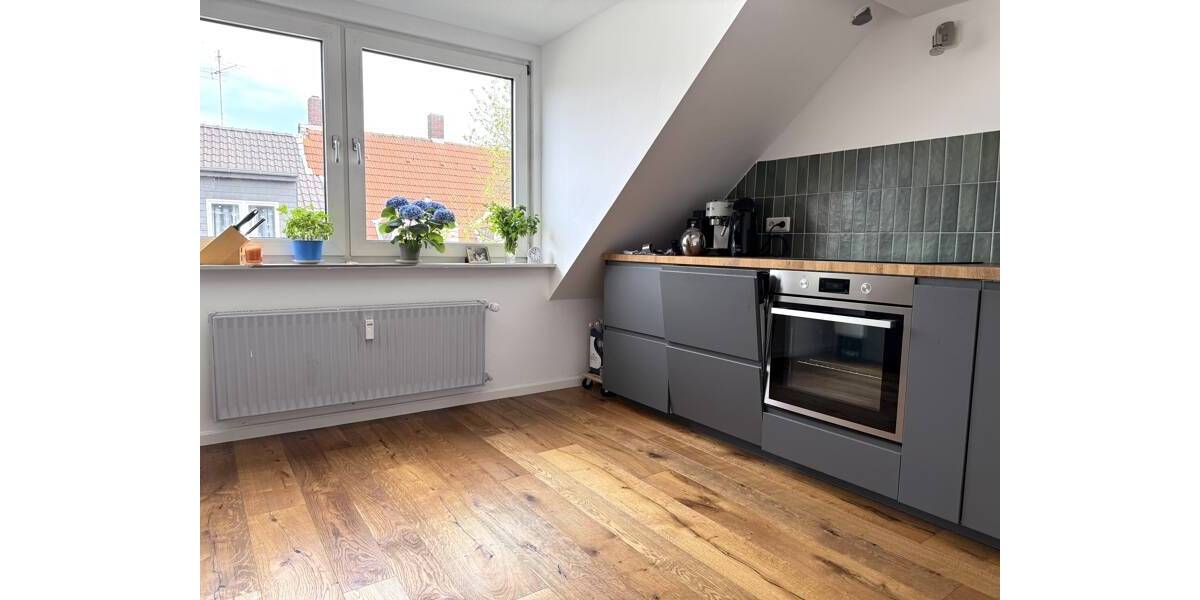 Etagenwohnung Essen Frohnhausen - 4 Zimmer, 118 m&sup2;, 225.000&euro; | Angebot:25999356