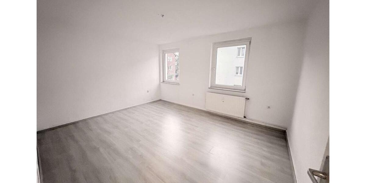 Etagenwohnung Essen Stadtbezirk III - 2 Zimmer, 60 m&sup2;, 640&euro; | Angebot:25950753