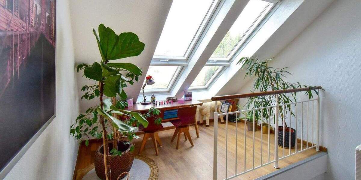 Einfamilienhaus Duisburg / Huckingen Huckingen - 7 Zimmer, 243 m&sup2;, 999.000&euro; | Angebot:25741652