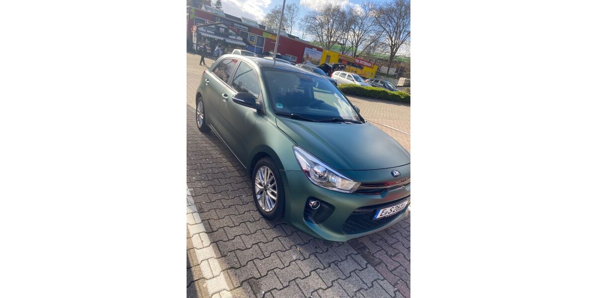 Kia Rio 120.000 km 7.800 &euro; Essen 45279