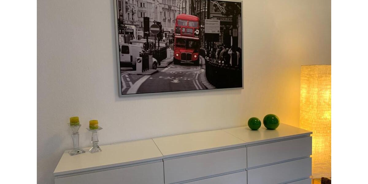 Etagenwohnung Krefeld Cracau - 1.5 Zimmer, 43 m&sup2;, 650&euro; | Angebot:25650517