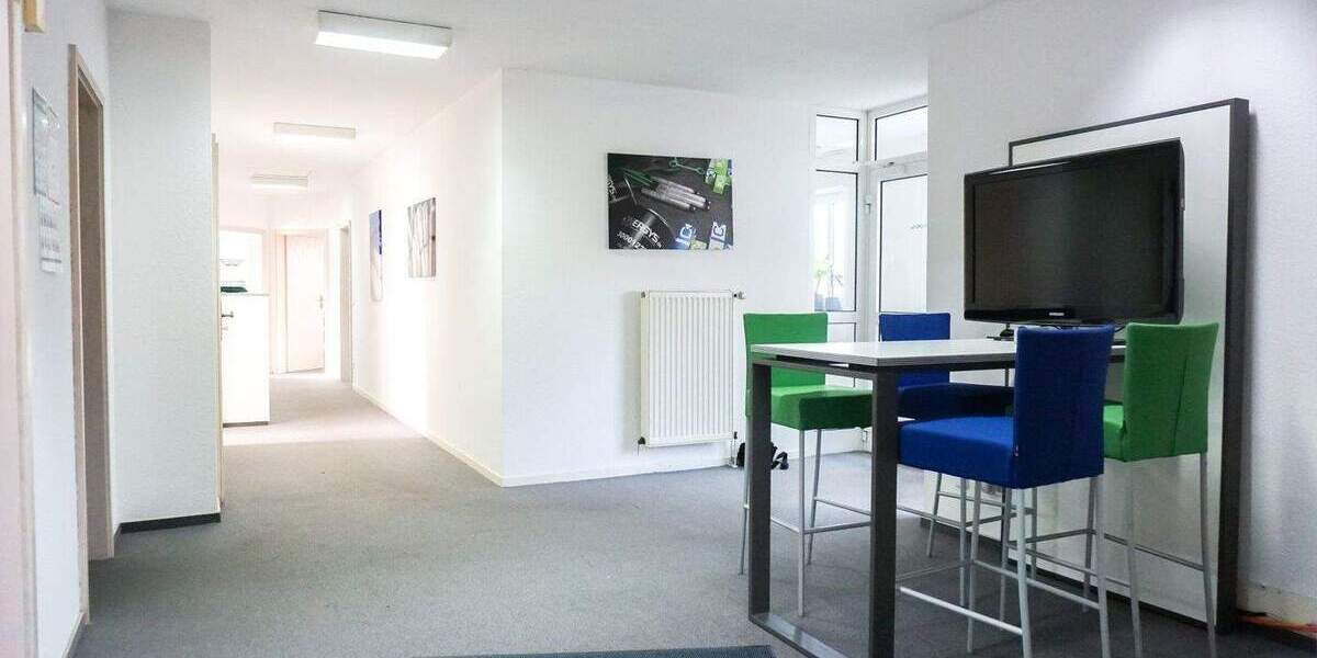 Gewerbeobjekt Geldern - 6 Zimmer, 200 m&sup2;, 1.300&euro; | Angebot:25779537